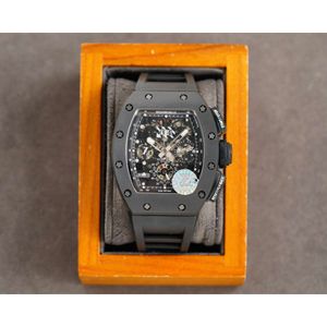 chanical luxury Super Style Super Male Werst Watches Skeleton Full Function Uhr Top Carbon Livers