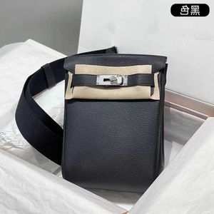 A Hkelys Luxury Bag Niche 2024 New Baotou Layer Cowwhide Togo Leather Lychee Grain Crossbody Back Bag Bag Class لكل من الرجال والنساء Qdlu