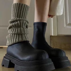 Botas 2023 nova plataforma gótica curta moda volta zíperes tornozelo grosso sola senhoras chelsea botas 230922