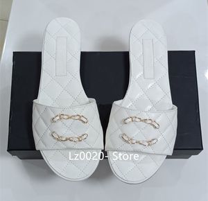 Sandálias de marca de verão femininas de alta qualidade Paris Designer de luxo Carta de marca de couro genuíno praia fundo plano antiderrapante sapatos de marca casuais C Letter Designer Shoes tn