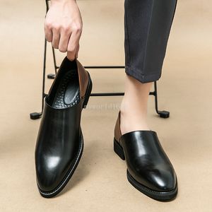 Siyah Erkekler Loafers Patent Deri Katı Slip-On Toe Toe Erkek Ayakkabı İşletme Ücretsiz Nakliye Beden 38-46