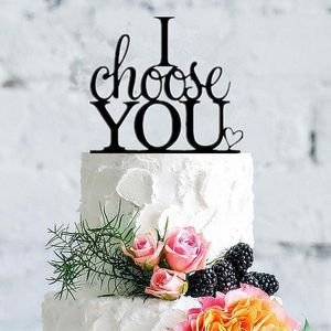 お祝いの供給アクリルの花嫁と花groomウエディングケーキトッパー私はあなたを選びますハートツリームーンシェイプ