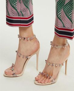 2022 Senhoras de couro patente sandálias de salto alto fivela rosa sólido diamante ornamentos Sophia Webster peeptoe transparente Gold237Z5325047