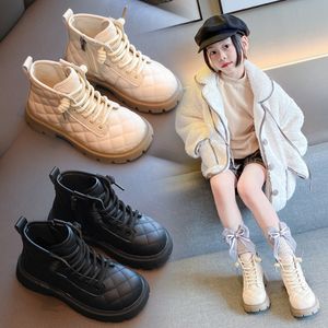 Sneakers 2023 Autumn and Winter Girls Warm Short Boots British Style Childrens Princess Cute Fashionable 230922