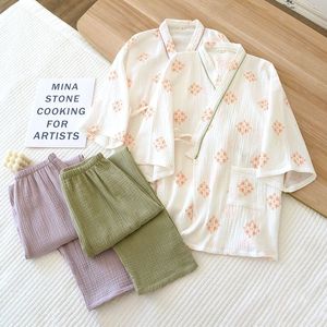 セクシーなパジャマの日本風の着物女性パジャマ2セットかわいい花柄パジャマ3分の3の袖の女性100％コットンガーゼの家服230922