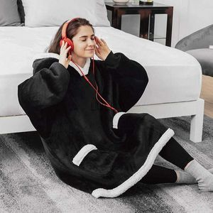 Filtar 2023 vinterhuvtröja filt kvinnor överdimensionerade fleece filt med ärmar stor ficka varm tjock tv hoodie robe par nya hkd230922