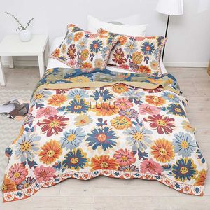 Cobertores Cobertor de algodão nórdico para cama dupla multi-camada gaze verão fresco cobertor fino colcha flor colcha folha macia sem caso hkd230922