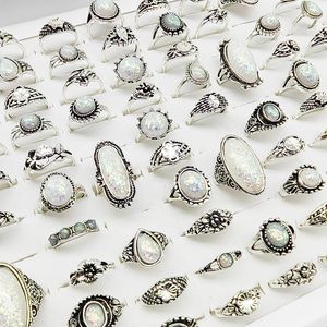 Cluster Rings 20pcsLot Resin Big Finger Rings For Women Antique Silver Plate Fake Opal Stone Flower Jewelry Party Decorate Lady Girl Bar 230922