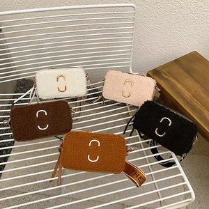 23 tasarımcı crossbody çanta yüksek kaliteli marcs anlık görüntü çantalar tasarımcı kadın çanta bayan kamera çantası lüks peluş peluş el çantaları moda erkek mini omuz çantası