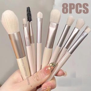 Makeup Brushes Tools Portable Set Women Cosmetic Eyeshadow Blush Powder Shadow Foundation Blending Concealer Make Up Tool 230922