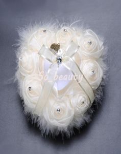 Travesseiro de anel de casamento com caixa de coração Floral Heart Setin Setin Rose Cushion Casamento Fornecedores criativos de alta qualidade BS57084212385