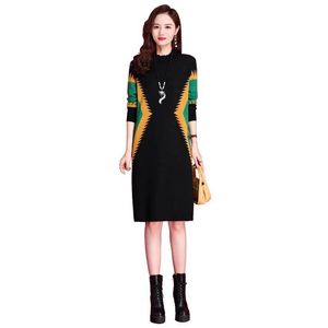 2023 Fashion Graphic Sweaters Dress Autumn Winter Luxury Designer Office Lady Soft Warm Midi Frocks 2023 Långärmad kvinnor o-hals Slim Semester stickad jumperklänning