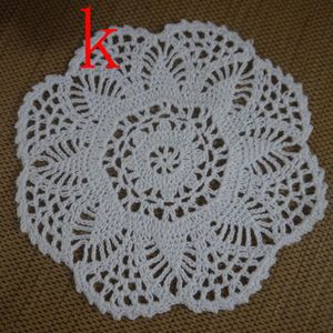 30 PZ LOTTO intero 100% pizzo di cotone fatto a mano Centrini all'uncinetto stuoia della tazza 13 colori Centrino rotondo 18-20 cm ab3h62261V