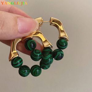 Stud The Green Beads Metal Earrings European And American Style Hip hop Punk Personality Fashion Ms Travel Accessories 230922