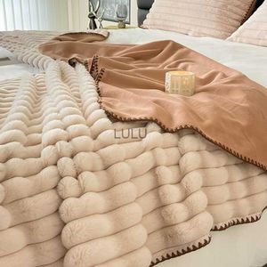 Coperta invernale calda per letto Decorazioni per la casa Lusso avanzato Moda Girly-heart Morbido peluche Asciugamano delicato sulla pelle Copriletto HKD230922