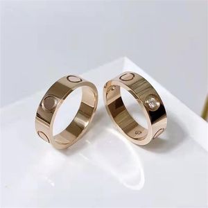 Designer Ring Titanium Steel Silver Love Rings Men and Women Rose Gold Jewelry Couples Christmas Ring Gift Party Wedding Accessori230i