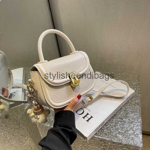 Cross Body Årets populära lilla väska för kvinnors vår och sommar 2023 New Fashion Crossbody Bag Portable Small Square Bag37Stylisheendibags