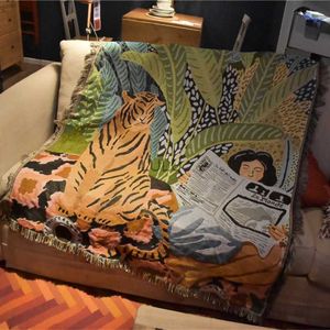 Koce nordycka gazeta Dziewczyna rzucaj koc wielofunkcyjny sofa tygrysa okładki Cobertor Tassel Cover Cover Koce klimatyzacyjne do łóżka HKD230922