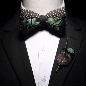 Ricnais Ny original Feather Bow Tie Brosch set vit bule färgglad handgjorda utsökta bowtie för män bröllopsband gåva med ruta 2213y