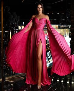 Sexy Fuschia A-Linie Ballkleider lang für Damen, schulterfrei, lange Ärmel, Sweep-Zug, hohe Seitenschlitze, Partykleid, formelles Geburtstagsfest, Promi-Abendkleider