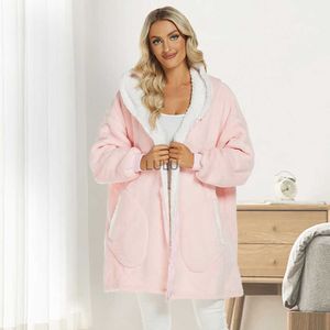 Blankets Oversized Sherpa Hoodie Blanket with Pocket Thick and Warm Wearable Fleece Blanket for Adults Perfect for Lounging and Relaxing HKD230922