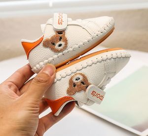 Little Bear Baby Shoes Newborn Boys Girls First Walkers Kids Lace Up Pu Sneakers من 0 إلى 18 شهرًا