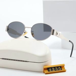 Modische Luxus-Designer-Sonnenbrille für Damen und Herren, gleiche Sonnenbrille wie Lisa Triomphe, Strand, Straßenfoto, kleine Sonnenbrille, Metall-Vollrahmen, mit Geschenkbox