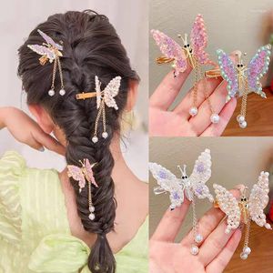 パーティーの好意を動かす蝶のヘアピン子供のラインストーン3次元空飛ぶ翼ヘッドフラワーメスのヘアアクセサリー