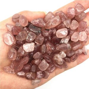 Dekorativa figurer Partihandel 50g3 Size Natural Red Strawberry Quartz Tumbled Stone Crystals Healing Reiki