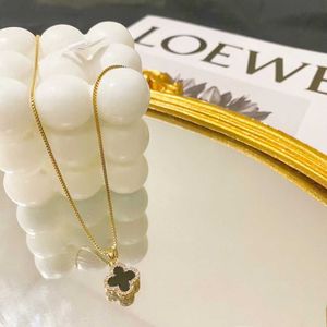 Designer necklace four-leaf Clover luxury top jewelry 925 silver double faced four leaf necklace female white fritillary with diamond pendant Jewelry gift Van Clee