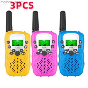 Walkie talkie 3pcs Walkie talkies dzieci elektroniczne zabawki 22 kanały Walkie talkie w/ lcd latarki 3 mil dla chłopców prezenty HKD230922