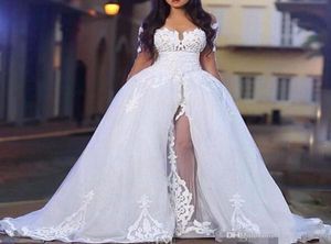 Elegante Brautkleider mit schulterfreiem Überrock, langärmlige Brautkleider aus Spitze mit abnehmbarer Schleppe8042555