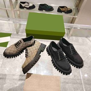 Tasarımcı Tuval Ayakkabı Kadın Loafers Platform Chunky B Sabah Kauçuk Sole Elbise Ayakkabı Kolej Tarzı Lady Shell-Başlıca Ayakkabı