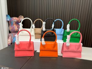 Tasarımcı çanta kadın sarmal deri omuz çantaları lüksler mektup imza kadınlar mini küçük tasarımcı çantalar jaquemus çanta çanta çanta moda kadın akşam crossbody