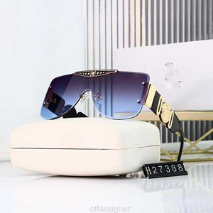 Designer Versage Sunglasses Cycle Luxurious Fashion Metal Trend Colorful Coated Mens Womens Vintage Baseball Sport Retro Toad Summer Polarize MedusaSun