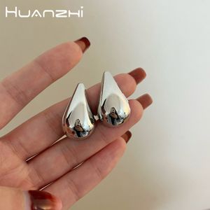 Stud HUANZHI Large Water Drop Earrings for Women Girls Metal Smooth Simple Design Trendy Chunky Jewelry Gifts Commute 230922