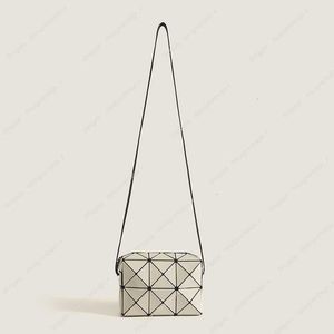 Mini geometrisk lingge väska liten handväska cupid box crossbody ny liten fyrkantig telefon livslängd kudde japanska tvärkroppsväskor