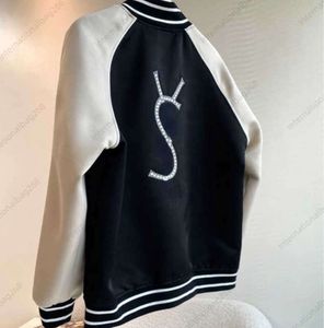 Abbigliamento sportivo da donna giacca da baseball classica Felpa con diamanti intarsiati Y giacche firmate cardigan casual con cerniera da donna cappotto di lana