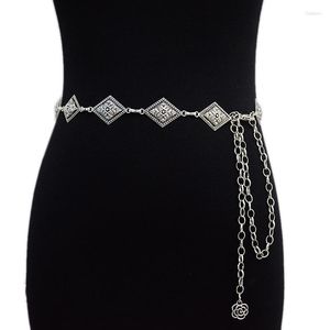 Cinture 2023 Fashion Lady acrilico cristallo metallo catena della vita abito cappotto maglione decorazione del vestito per le donne marchio di design di lusso