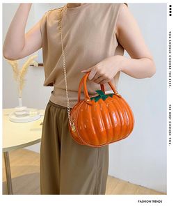 ハロウィーンパンプキンバッグ2023秋の新しいファッション女性バッグ面白いトマトスタイル携帯電話バッグクロスボディバッグ