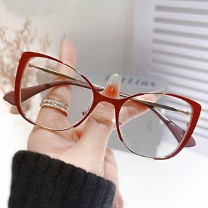 Sonnenbrillen, modische Metall-Katzenaugen-Brillenfassungen für Frauen, können mit Myopie-Rezeptlinsen, Computerbrillen, Vintage-Brillen ausgestattet werden