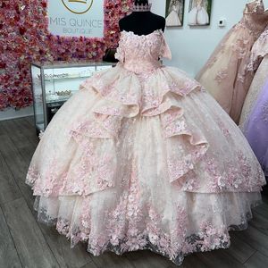 Rosa scintillante principessa con spalle scoperte abiti stile quinceanera 2024 senza spalline in pizzo applique dolce 16 abito di sfera abiti da 15 anos