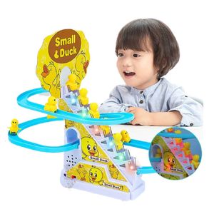 Electricrc Animals Electric Small Ducks Climbing Toys Diy Chasing Race Track Spel med Lights Music Roller Er Toy for Kids Gift 230922