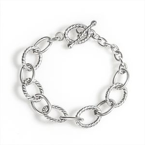Rostfria stålkedjor armband med mikroöppningar Design Classic Twist Wire Rope Chain Armband smycken för kvinnor män