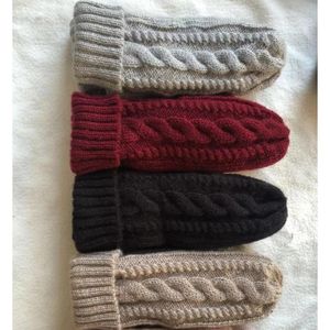 Winter Knitted Women Gloves Knitting Crochet Mittens Comfortable Cotton Velvet Twisted Flower Gloves Solid Color Wholesale