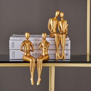 Decorative Objects Figurines Nordic Golden Sculpture Resin Figure Statue Modern Home Decor Desk Accessories Room Office Decoration Craft 230923
