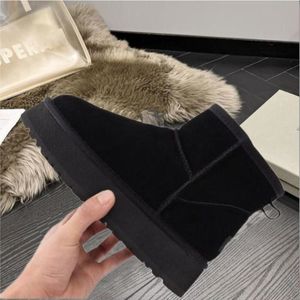 2023 Women Winter Ultra Mini Boot Designer Australian Platform Boots for Men Real Leather Warm Ankle Fur Booties Luxurious Shoe EU44 Women's Snow Boots AAAA444X