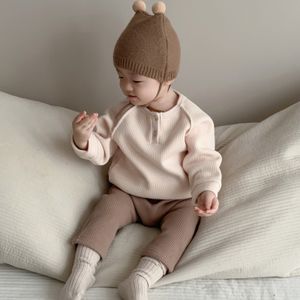 Kläder sätter höstvinter baby långärmad kläder set pojke flicka randiga pullover byxor 2 st.
