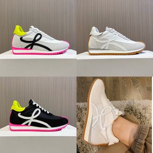 Tasarımcı Ayakkabı Kadın Çift Çalışma Dantelli Ayakkabı Klasik Karışımı ve Eşleştirme Renk Eşleşmesi En Kaliteli Deri Patchwork Düz Topuklar Yuvarlak Başkanı Unisex Casual Ayakkabı 35-45