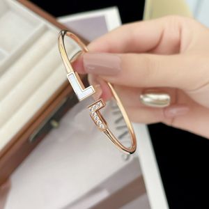 Fashion Gold Bracelet Designer Women Charm Bangle Diamond Letter Bracelets Luxury Jewelry Christmas gift Wholesale